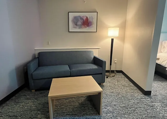 Garner Hotel Mahwah By Ihg