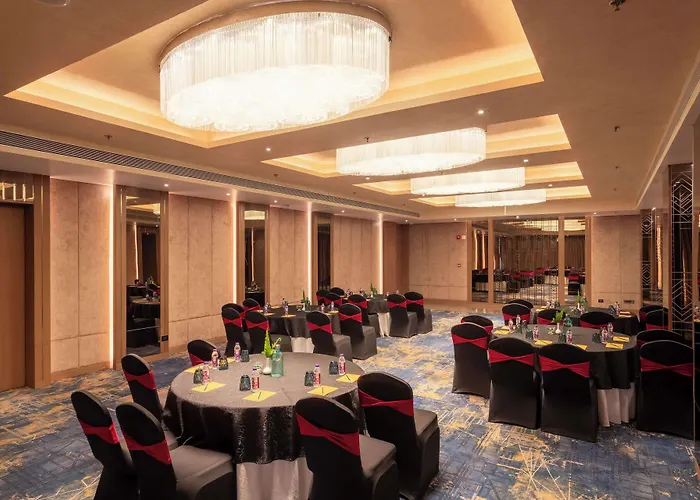 Golden Tulip Bhopal