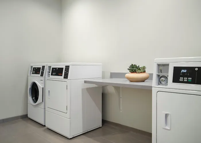 Holiday Inn Express & Suites Lima By Ihg