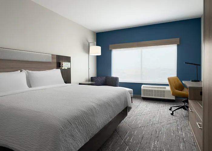 Holiday Inn Express & Suites Lima By Ihg
