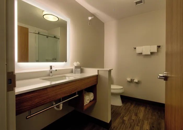 Holiday Inn Express & Suites Onalaska - La Crosse Area By Ihg