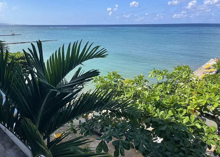 Sand&Tan Beach Hotel