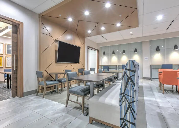 Holiday Inn Express & Suites Dallas - Plano North By Ihg