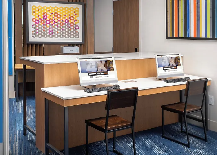 Holiday Inn Express & Suites Kingsland I-95-Naval Base Area By Ihg