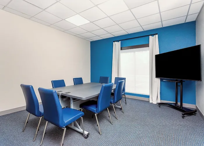 Holiday Inn Express & Suites Ormond Beach - North Daytona By Ihg