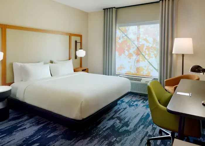 Fairfield By Marriott Inn & Suites Alpharetta Avalon Area