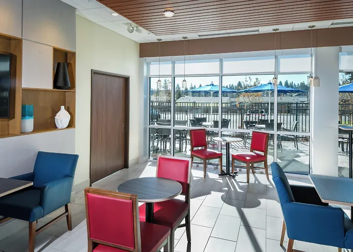 Holiday Inn Express & Suites - Bend South By Ihg