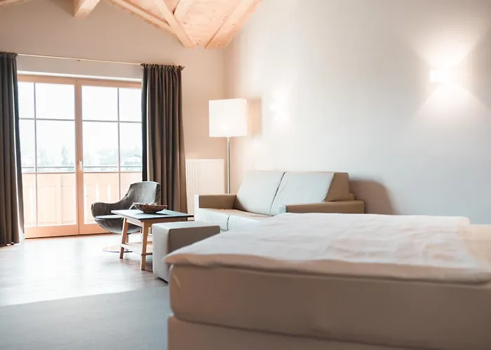 Hotel Tiefenbrunn Gardensuites & Breakfast
