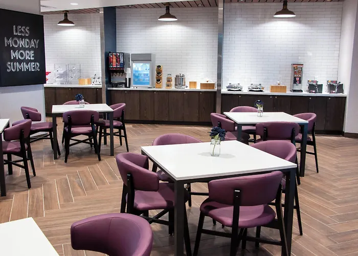 Fairfield Inn & Suites By Marriott Davenport Quad Cities