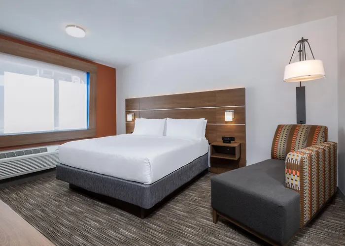 Holiday Inn Express & Suites - Colorado Springs South I-25 By Ihg