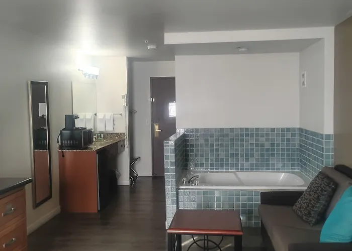 Toppenish Inn And Suites