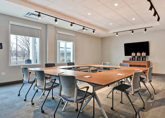 Aloft By Marriott Secaucus Meadowlands