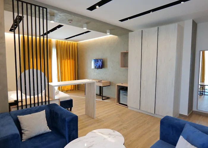 Hotel Bar Restaurant Triumf Shengjin