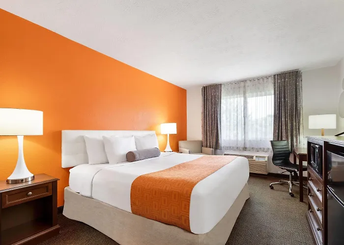 Howard Johnson By Wyndham Oacoma Hotel & Suites