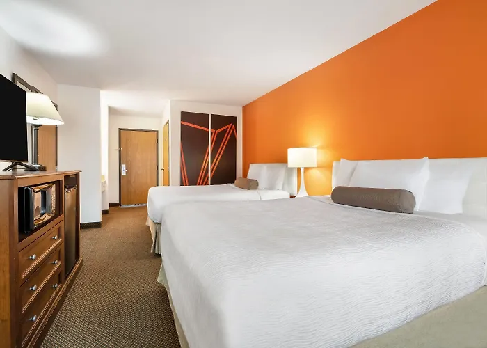 Howard Johnson By Wyndham Oacoma Hotel & Suites