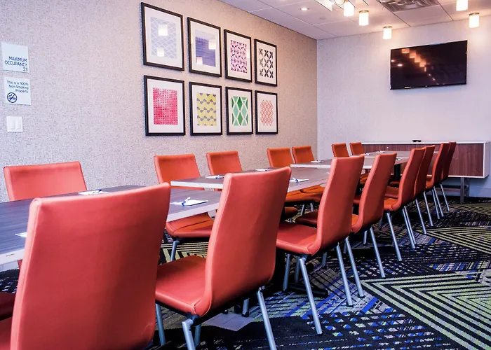 Holiday Inn Express & Suites Rehoboth Beach By Ihg