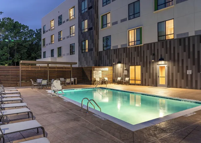 Courtyard By Marriott Charleston-North Charleston