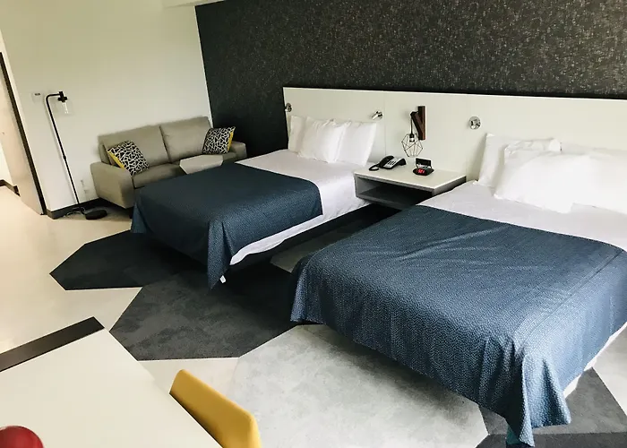 Hy-Lo Hotel