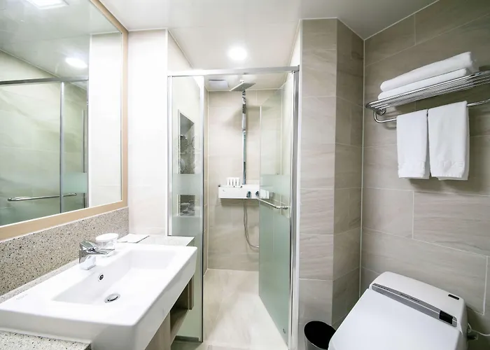 Golden Tulip Essential Namgang