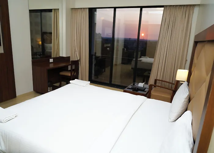 Hotel Sun Shine Inn