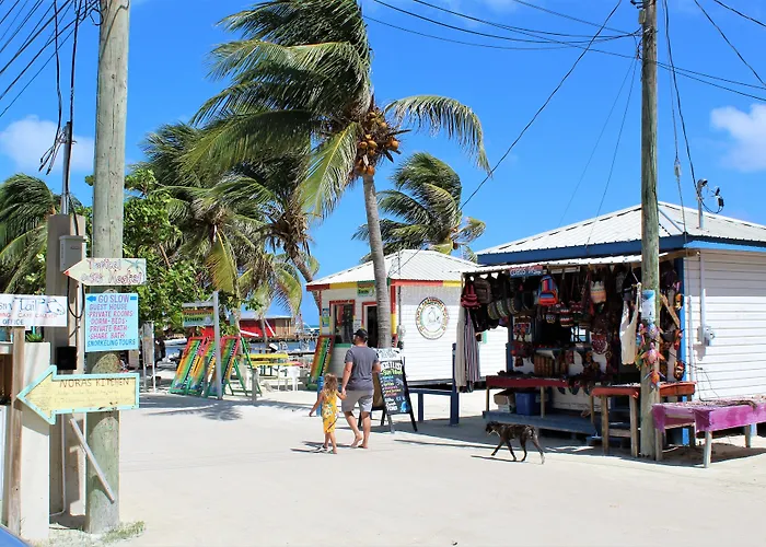 Barefoot Caye Caulker Hotel