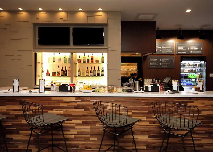 Courtyard By Marriott Southington