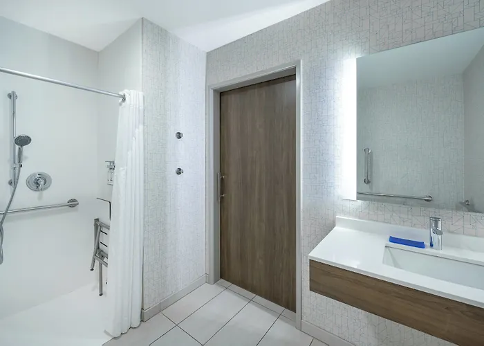 Holiday Inn Express & Suites - Gilbert - East Mesa By Ihg