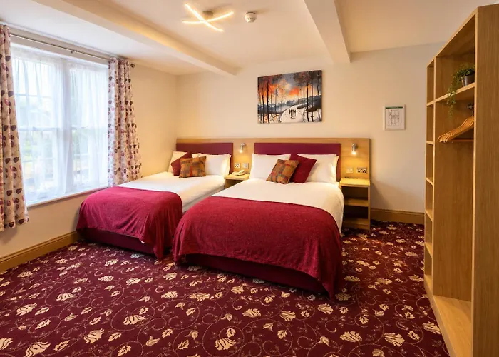 Edgerton Hotel - Ample Free Parking - 24 Hour Reception