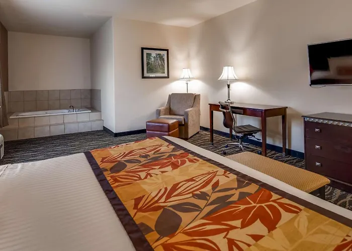 Best Western Plus Battleground Inn & Suites