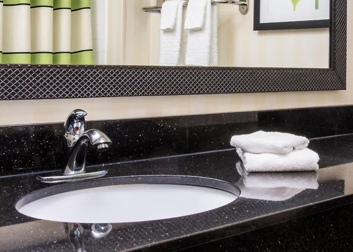 Fairfield By Marriott Middletown Monroe