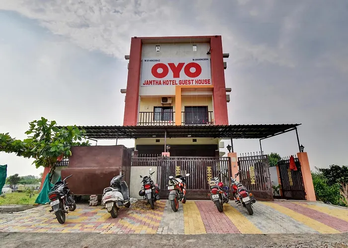 Oyo Flagship Jamtha Hotel Guest House