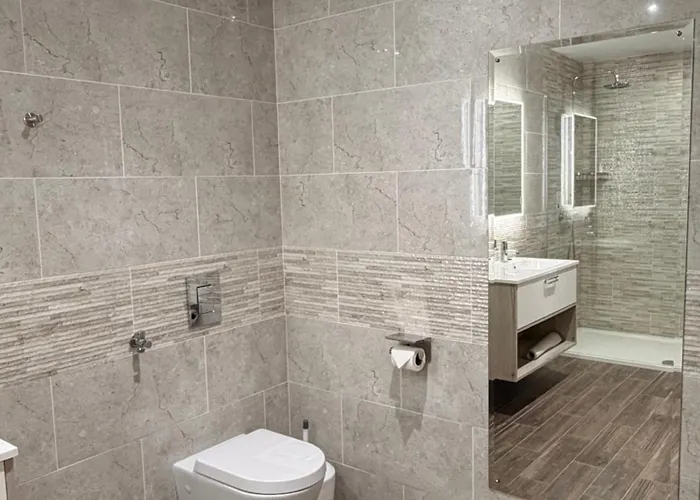 The Teifi Waterside Hotel