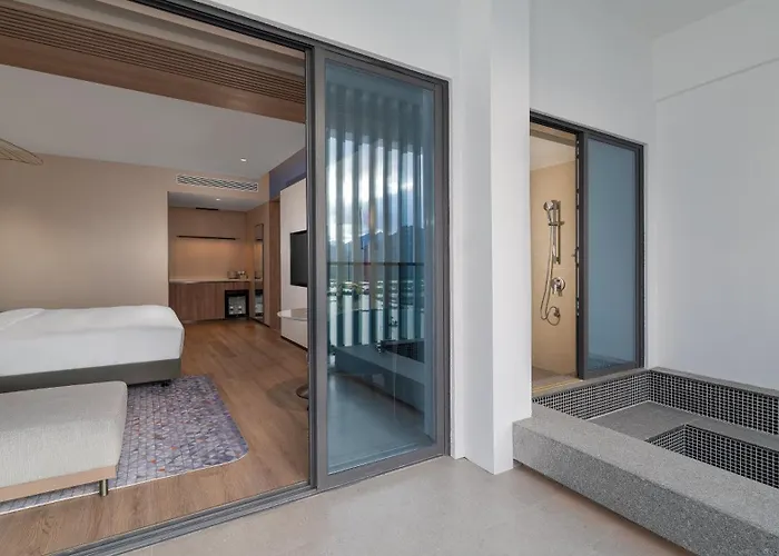 Holiday Inn Express Jiangmen Yinhu Bay By Ihg