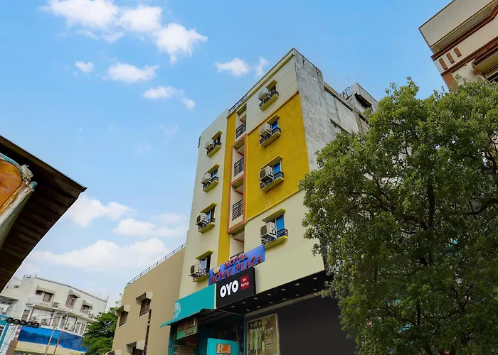 Collection O New Royal Plaza Nampally