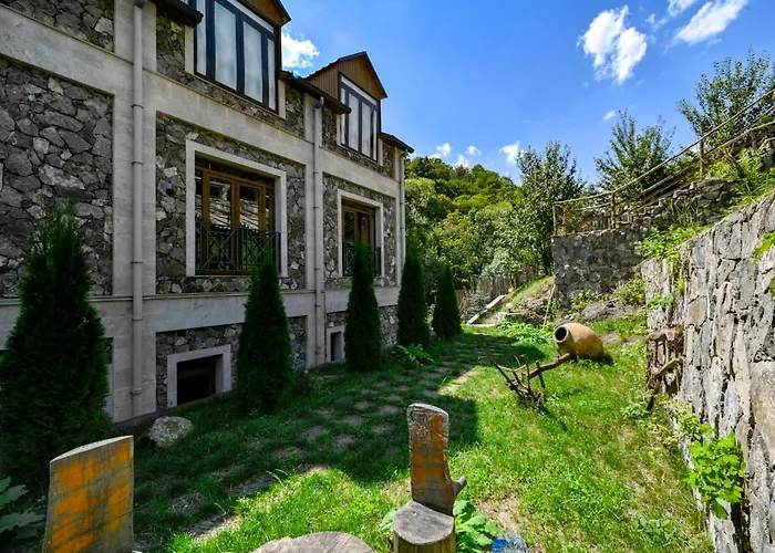 Valley Park Dilijan