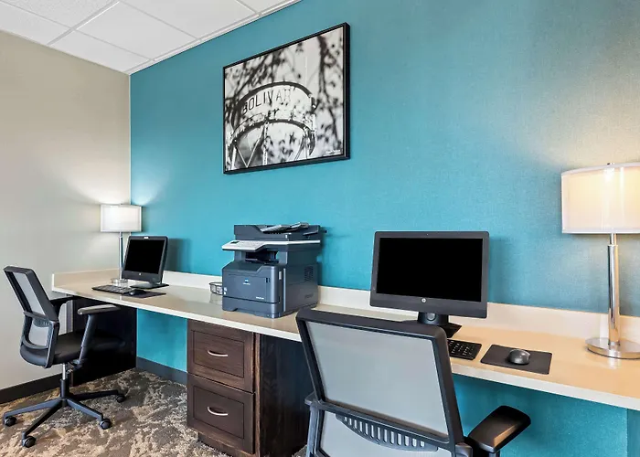 Best Western Plus Bolivar Hotel & Suites