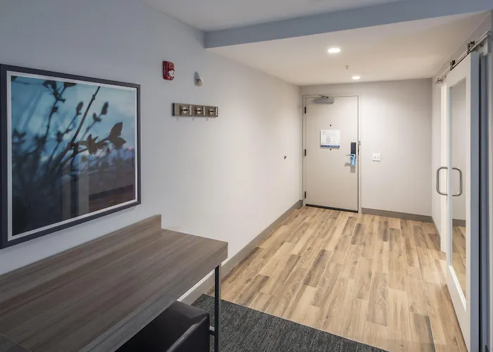 Hampton Inn & Suites Rocky Hill - Hartford South