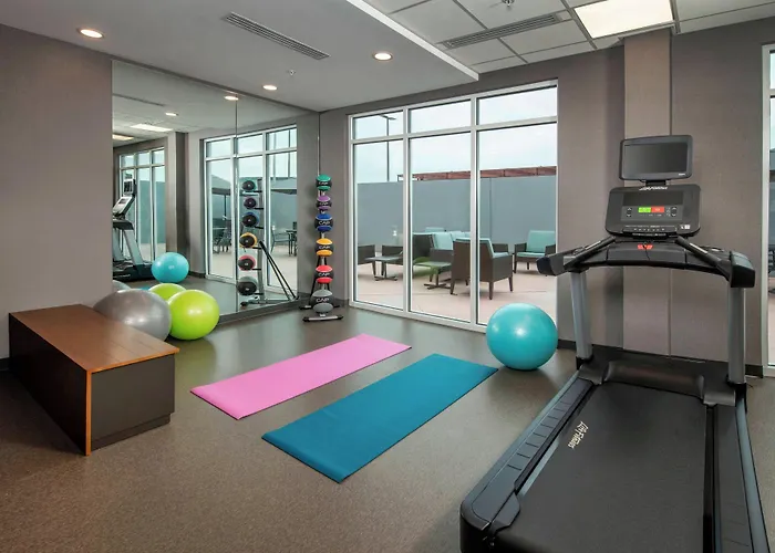 Fairfield Inn & Suites By Marriott Harrisburg International Airport