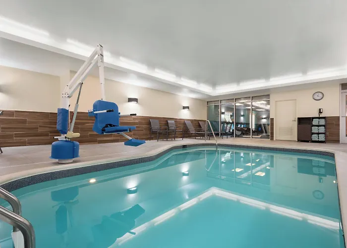 Fairfield Inn & Suites By Marriott Charlottesville Downtown/University Area