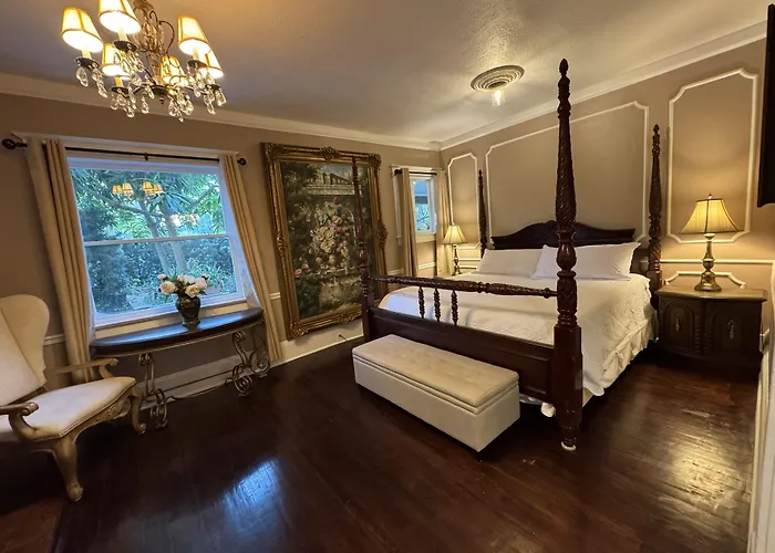Park Place Inn And Cottages