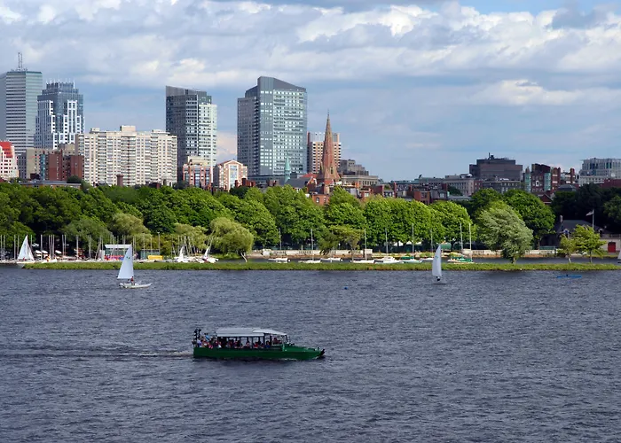 Holiday Inn Boston Logan Airport - Chelsea By Ihg