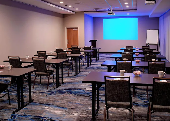 Fairfield Inn & Suites By Marriott Columbus, In