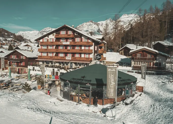 Hotel The Larix Ski-In Ski-Out