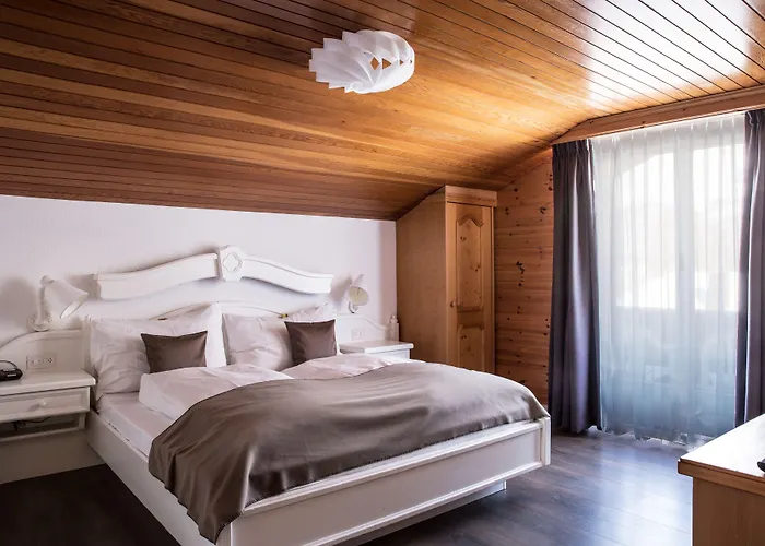 Hotel The Larix Ski-In Ski-Out