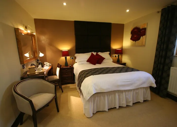 Three Horseshoes Country Inn