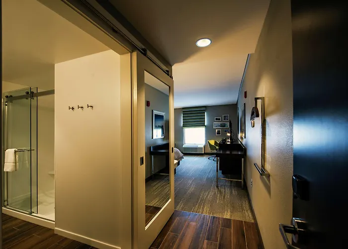 Hampton Inn & Suites/Foxborough/Mansfield