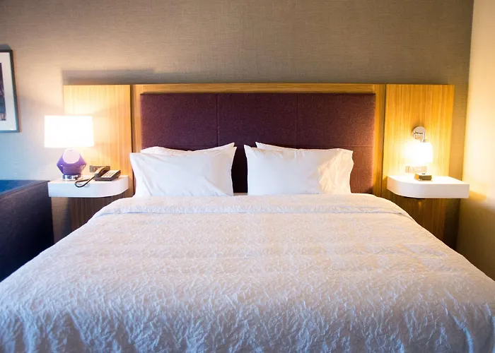 Hampton Inn & Suites Warrington Horsham