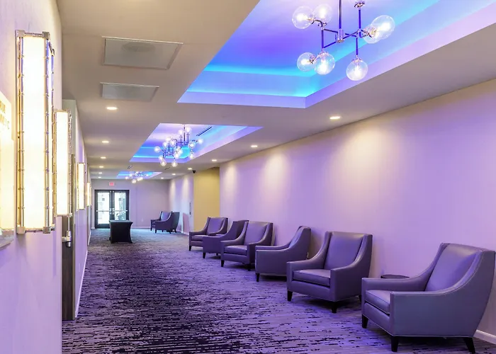Courtyard By Marriott Lake Jackson