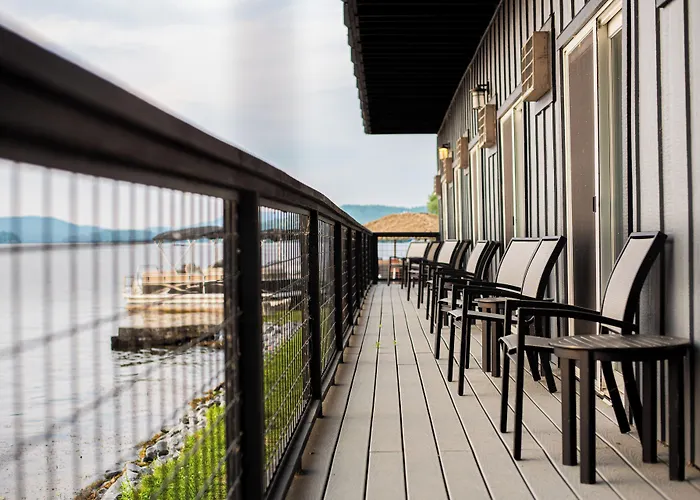 Lake Bomoseen Lodge