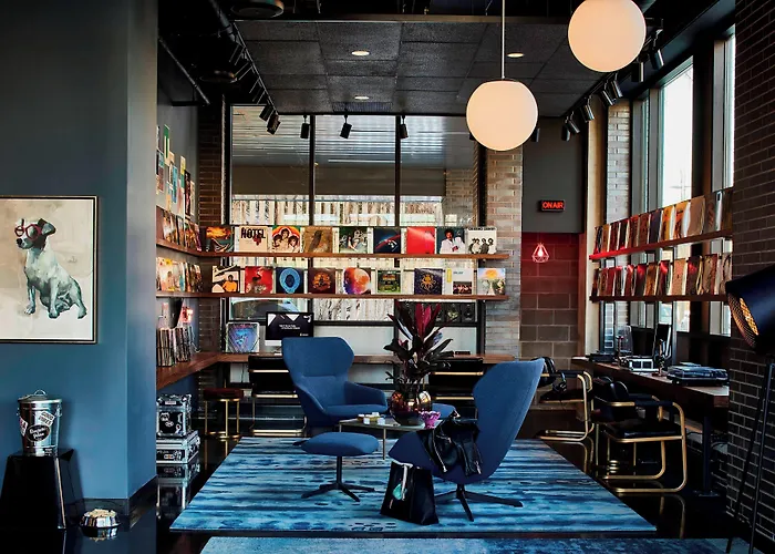 Moxy Minneapolis Uptown
